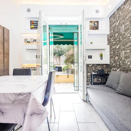 Apartamento Due Passi Dal Mare Génova Exterior foto