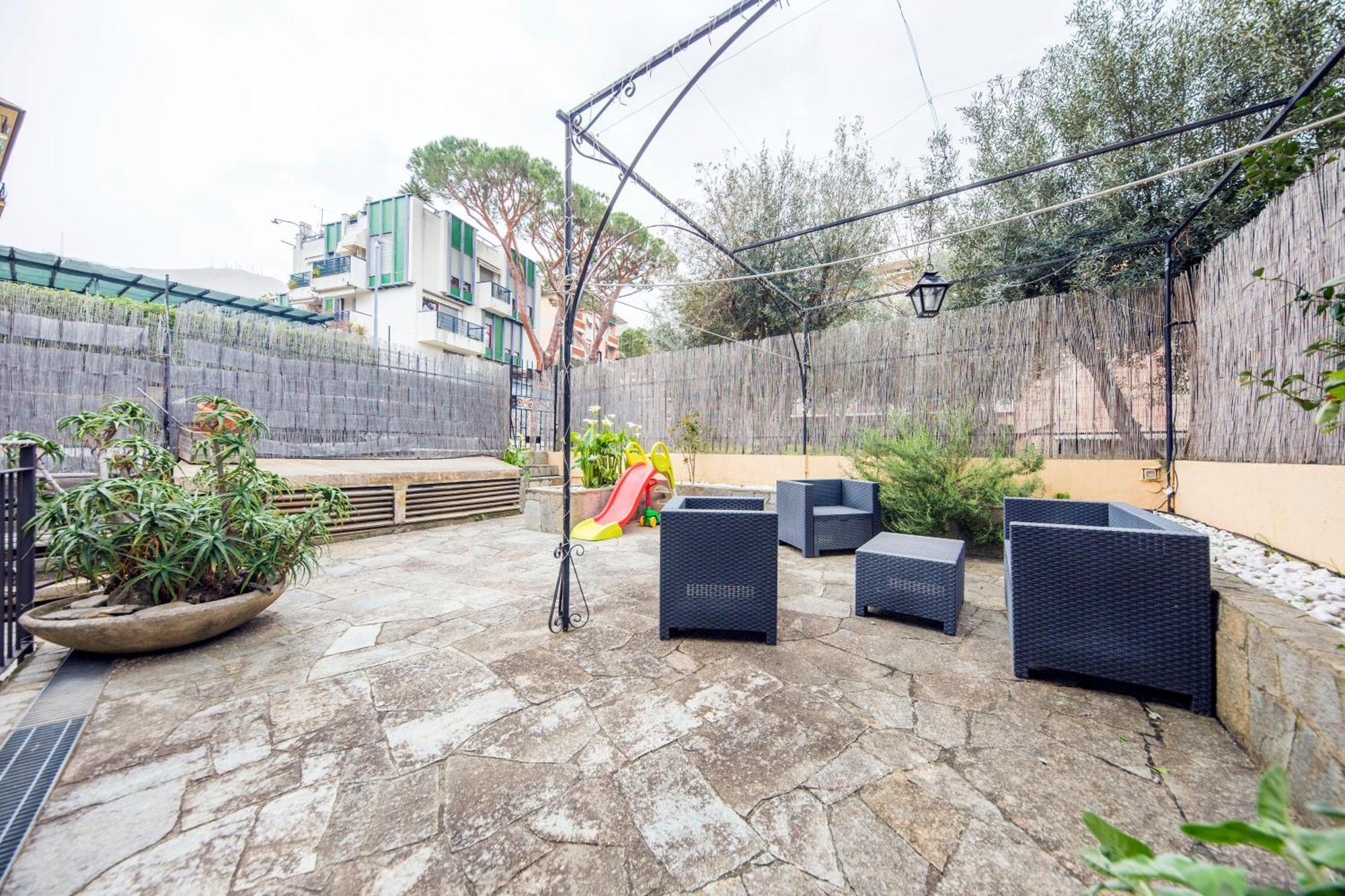 Apartamento Due Passi Dal Mare Génova Exterior foto