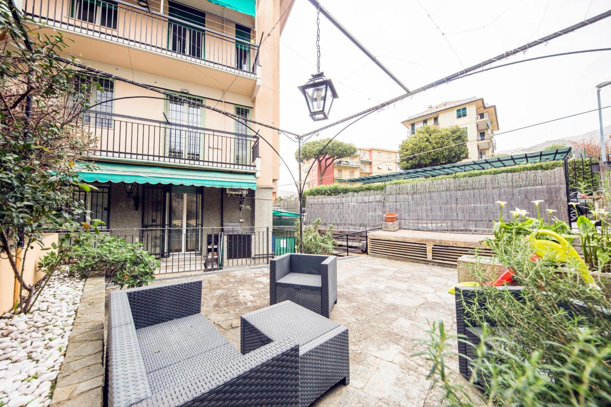 Apartamento Due Passi Dal Mare Génova Exterior foto